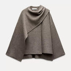 Manteau cape enveloppant à col drapé, ouvert sur le devant