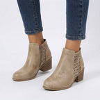 Bottines à talon carré avec découpes et fermeture éclair latérale