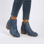 Bottines à talon carré avec découpes et fermeture éclair latérale