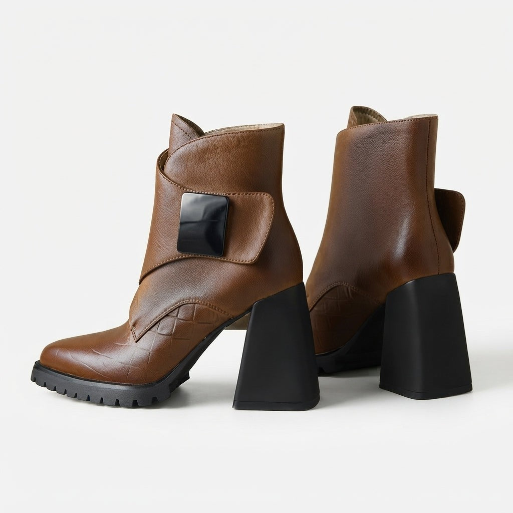 Bottines à talon carré