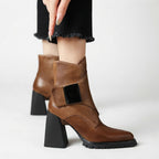 Bottines à talon carré