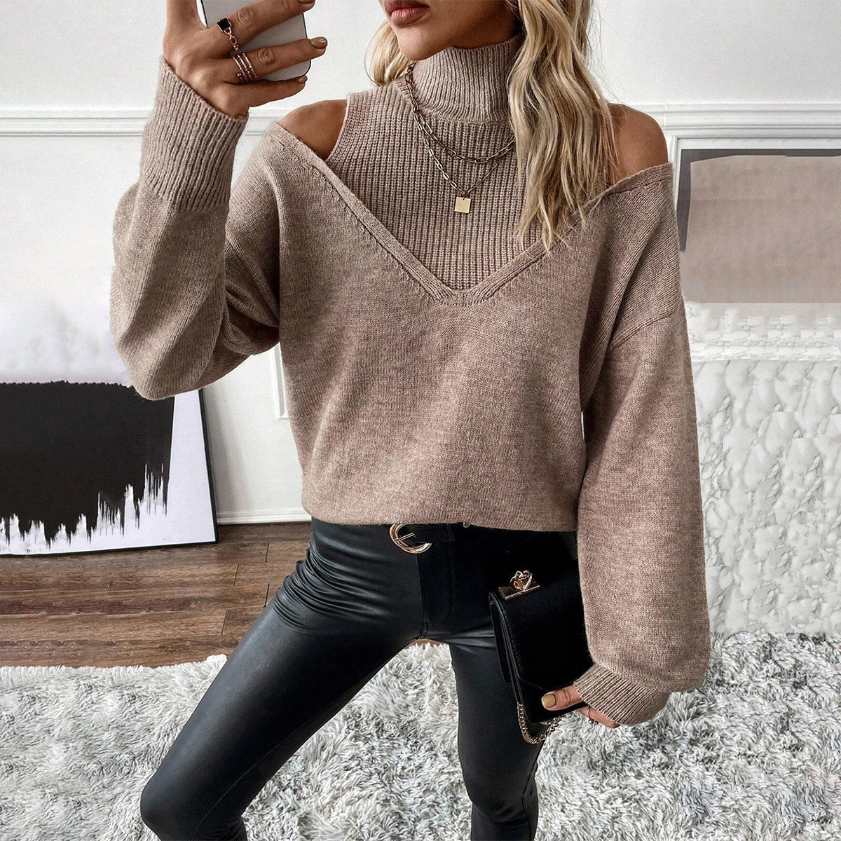 Sweater de cuello alto con hombros descubiertos y corte Oversized